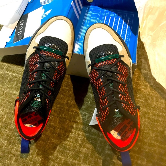 Alexander Wang Reissue Run Red + Adidas collab - Picture 2 of 7